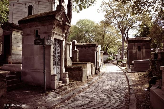 Der Friedhof Père Lachaise in Paris: Mystisch & Romantisch