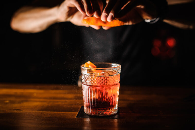 Cocktail Bars in Paris