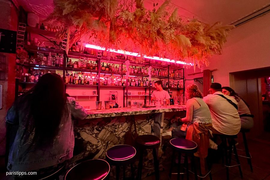 Cocktail bar In Paris
