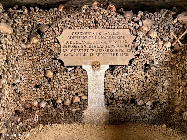 Die Katakomben von Paris