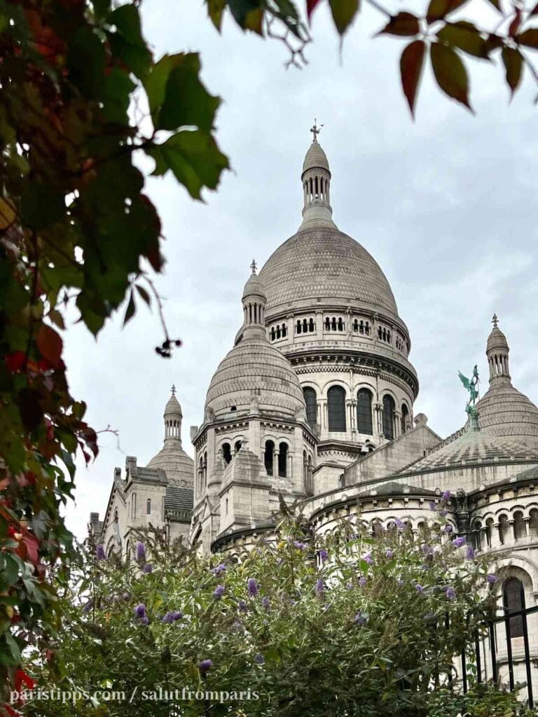 Sacre Coeur im Herbst