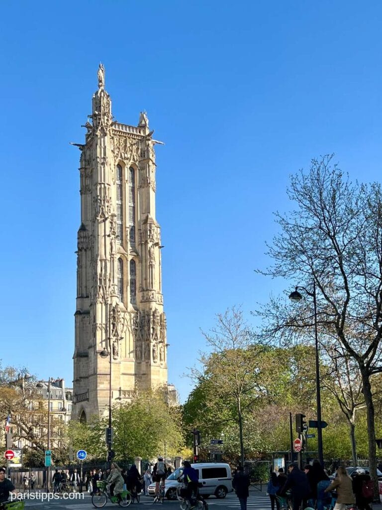Tour Saint Jacques in Paris