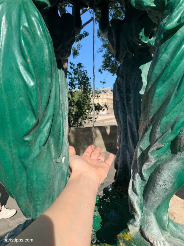 Wallace Brunnen in Paris Leitungswasser