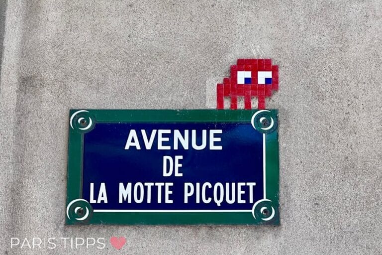 Space Invader in Paris